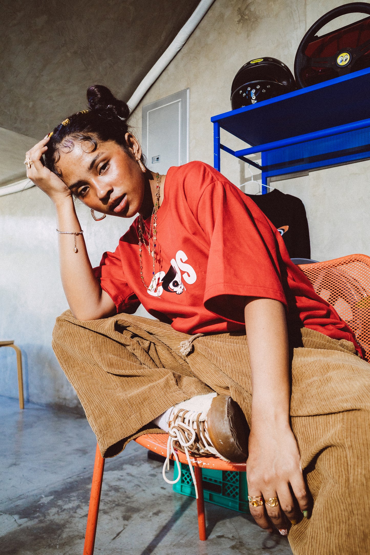 CAPS 043- SKULL RED SHIRT