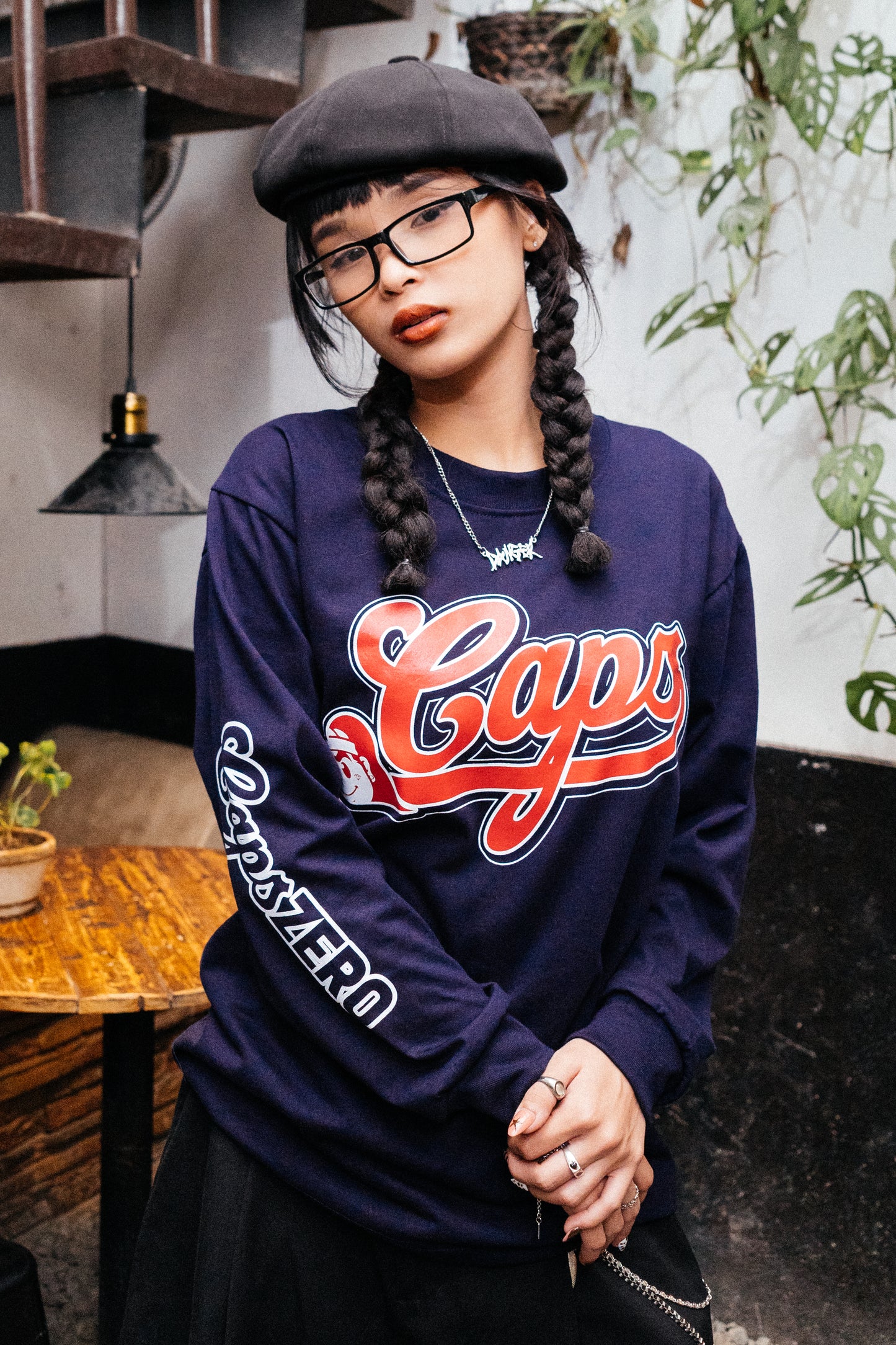 CAPS 043 - OG LOGO LONGSLEEVE
